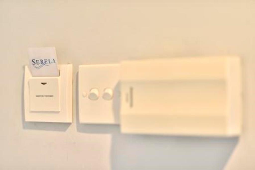 Serela Cihampelas By Kagum Hotels Bandung Exterior foto